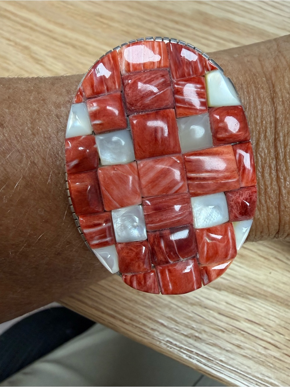 Red Spiny Oyster & Mother-of-Pearl Inlay Bracelet Cuff